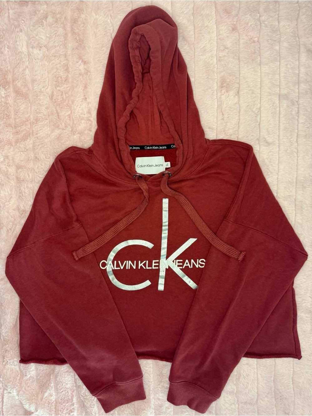 Calvin Klein Jeans - Burgundy Cropped Hooded Sweatshirt - Size L
